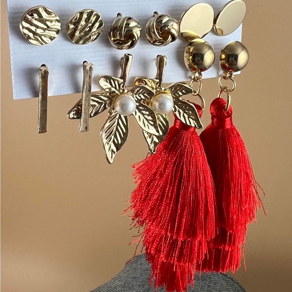 Tassel Stud Earrings , Stud Earrings New - Picture 2 of 2